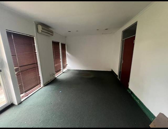 INDUSTRIAL PROPERTY TO RENT IN MKONDENI